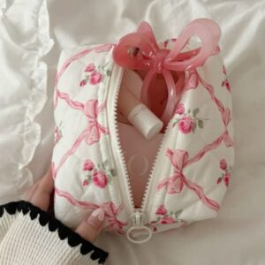 شنط مكياج واطفال