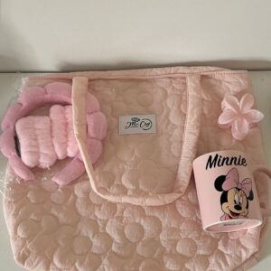 شنطة لون زهري